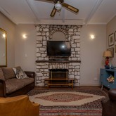 Communal Lounge - Saxon Lodge - Xplorio™ Gansbaai 